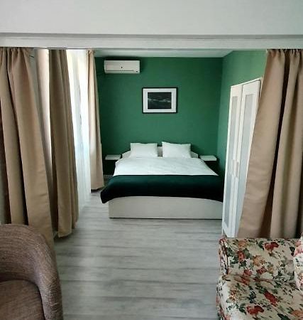 Come And Sleep Studio Old City บูคาเรสต์ ภายนอก รูปภาพ