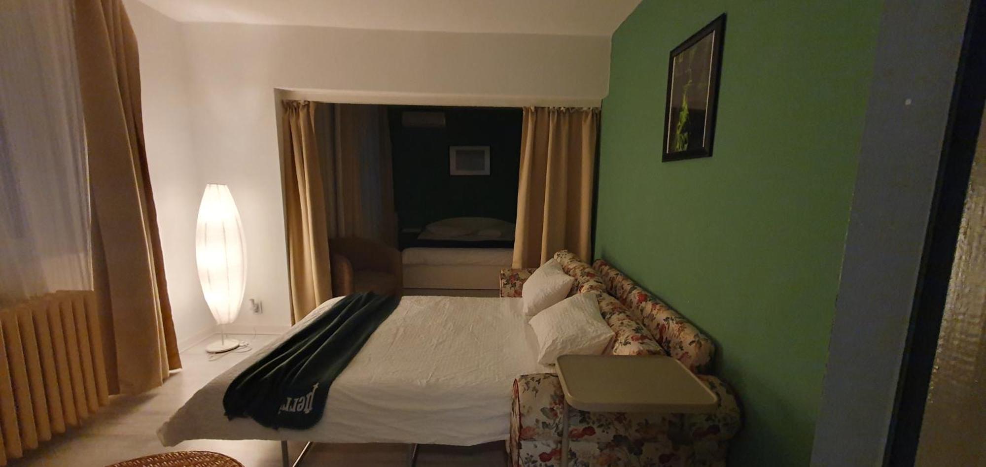 Come And Sleep Studio Old City บูคาเรสต์ ภายนอก รูปภาพ